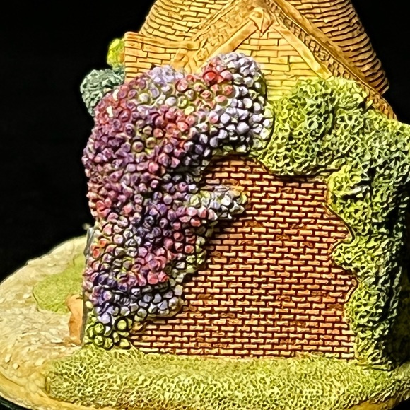 Lilliput Lane | The Hop Pickers | Club Symbol of Membership - Picture 12 of 16